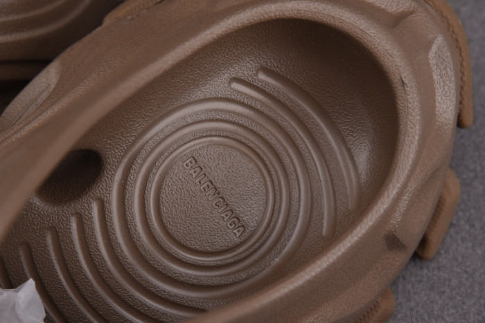 balenciag* sandal 36